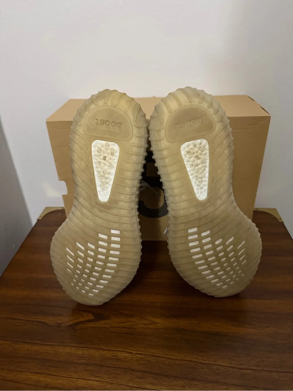 Yeezy Boost 350 V2 slate with Black Stripe